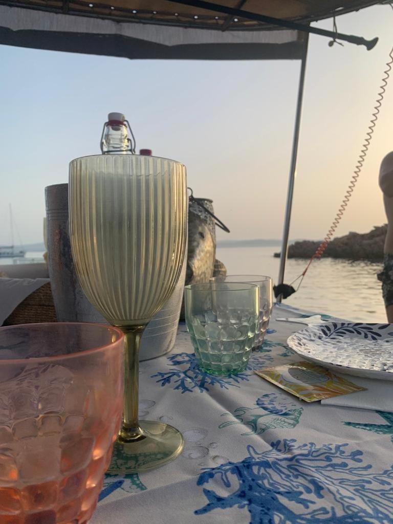 Night On Board Ξενοδοχείο Λα Μανταλένα Εξωτερικό φωτογραφία